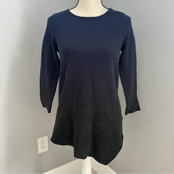 Simply Vera Vera Wang Blue and Black Crew Neck Sweater - Picture 1 of 9